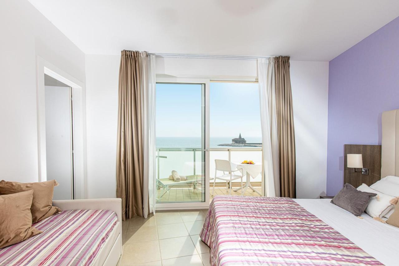 קאורלה Hotel Karinzia מראה חיצוני תמונה