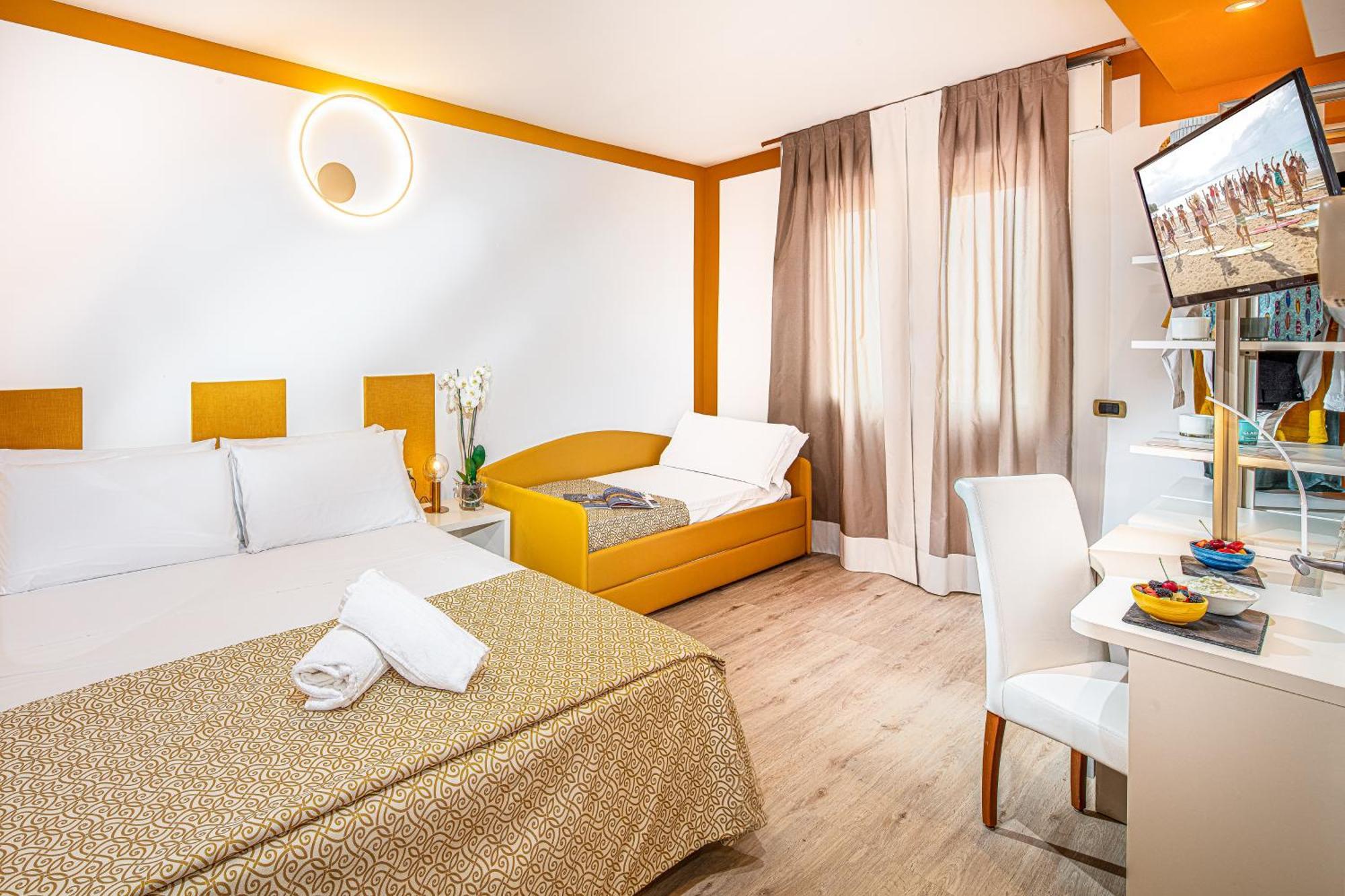 קאורלה Hotel Karinzia מראה חיצוני תמונה