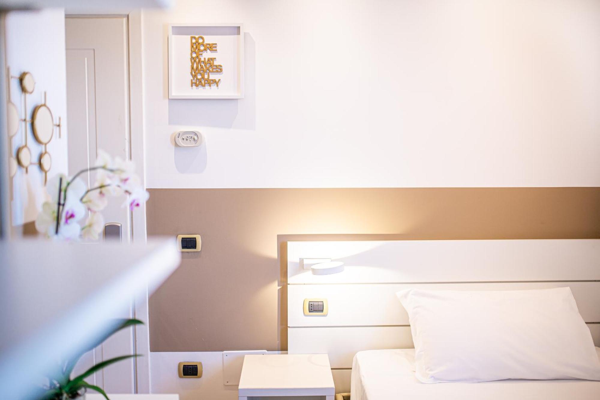 קאורלה Hotel Karinzia מראה חיצוני תמונה